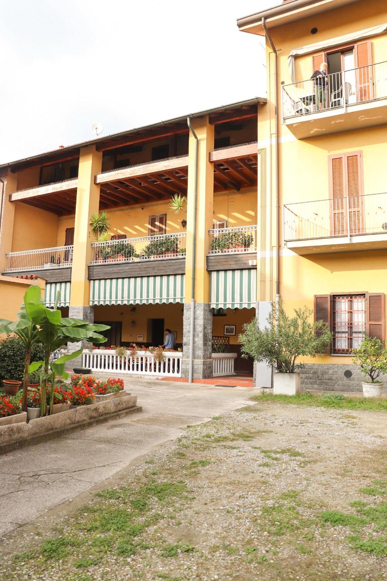 La Corte Di Brusuglio Apartments Cormano Buitenkant foto