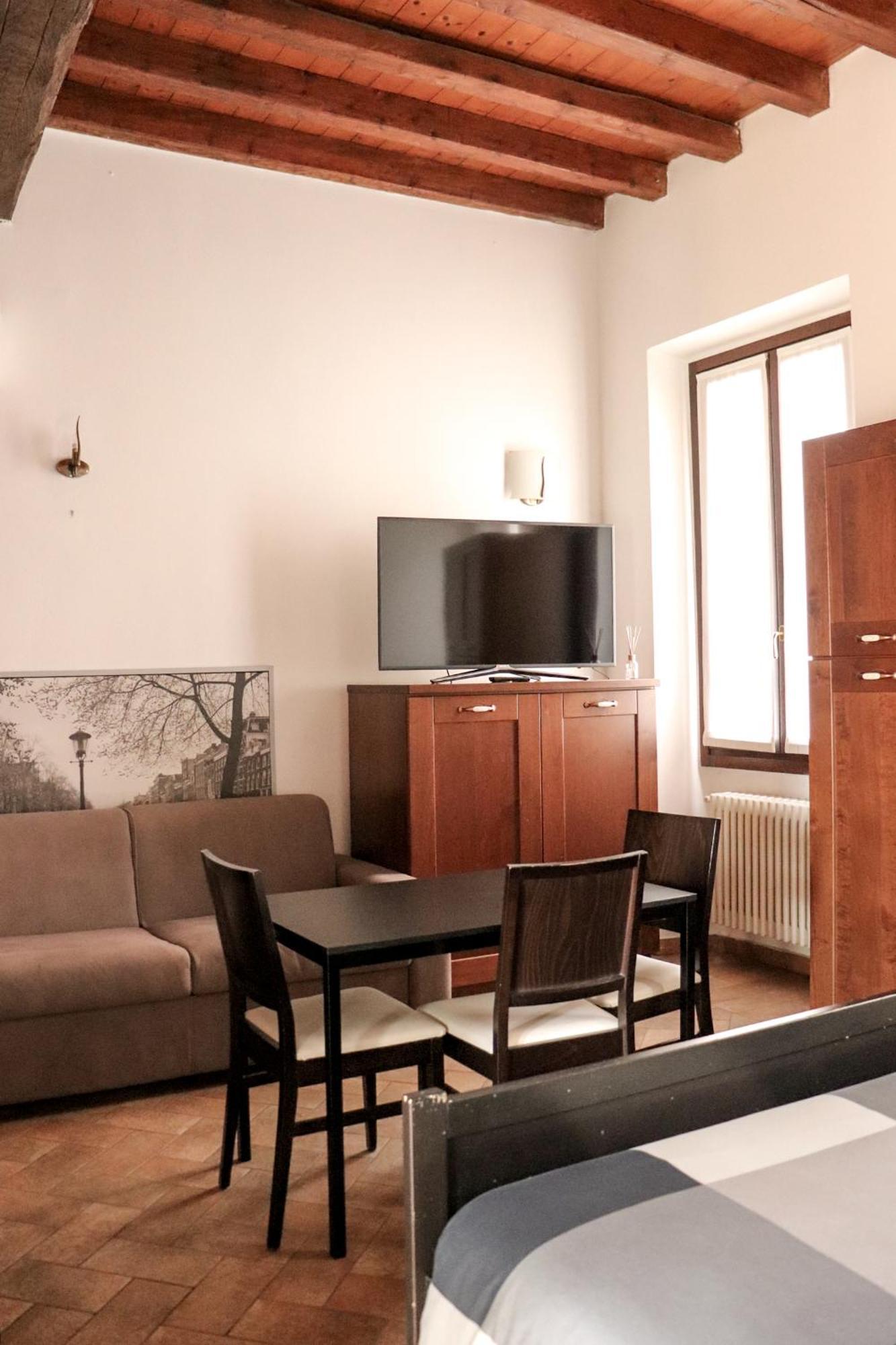 La Corte Di Brusuglio Apartments Cormano Buitenkant foto